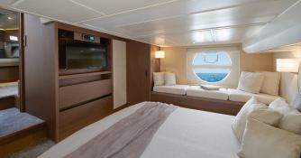 Monte Carlo 5 Beneteau Interior 6