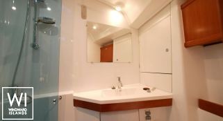 Oceanis  46.1 Beneteau Interior 6