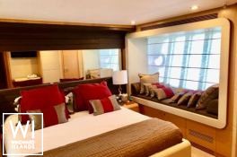 JPS  Ferretti Yacht 800 Interior 4