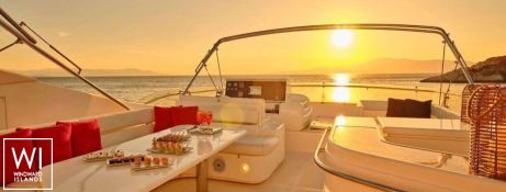 ESTIA YI  Ferretti Yacht 880 Exterior 11