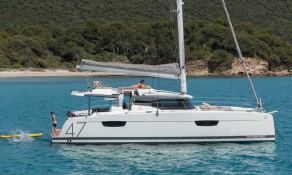 Saona 47 Fountaine Pajot Exterior 7