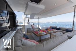 Dakota  Fountaine Pajot Saona 47 Interior 12
