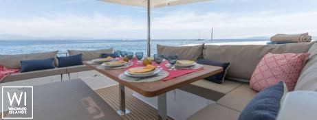 Tranquilo  Fountaine Pajot Saona 47 Exterior 7