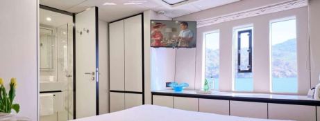 Genny  Sunreef Yachts Sail 80' Interior 25