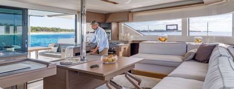 Ether   Lagoon Catamaran Lagoon 50 Interior 9