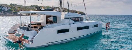 Ether   Lagoon Catamaran Lagoon 50 Exterior 6