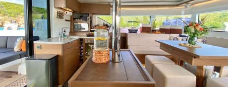 Delana Mae  Lagoon Catamaran Lagoon 50 Interior 3