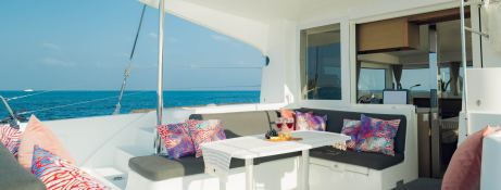 Solrise  Lagoon Catamaran Lagoon 40 Exterior 5