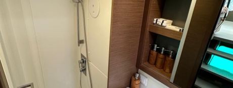 Solrise  Lagoon Catamaran Lagoon 40 Interior 13