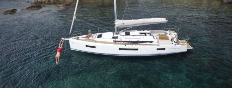 Sun Odyssey 440 Jeanneau Exterior 4