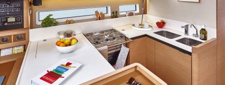 Sun Odyssey 440 Jeanneau Interior 3