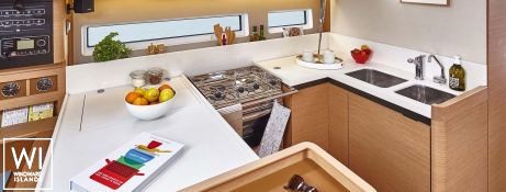 Sun Odyssey 440 Jeanneau Interior 3