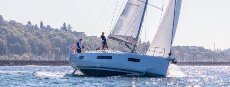 Sun Odyssey 440 Jeanneau Exterior 6