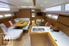 Sun Odyssey 469 Jeanneau Interior 5