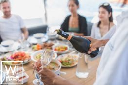 BLUE MOON  Lagoon Catamaran Lagoon 52 Interior 11