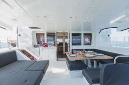 BLUE MOON  Lagoon Catamaran Lagoon 52 Interior 10