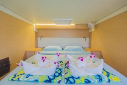 BLUE MOON  Lagoon Catamaran Lagoon 52 Interior 9