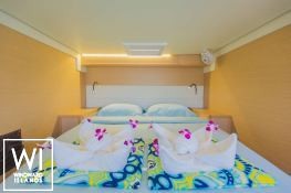 BLUE MOON  Lagoon Catamaran Lagoon 52 Interior 9