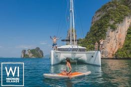 BLUE MOON  Lagoon Catamaran Lagoon 52 Exterior 2