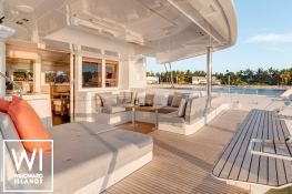 Summertime  Lagoon Catamaran Lagoon 52 Interior 1