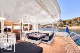 FLOW  Lagoon Catamaran Lagoon 52 Exterior 14