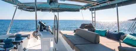 Lucky Clover  Lagoon Catamaran Lagoon 52 Exterior 10