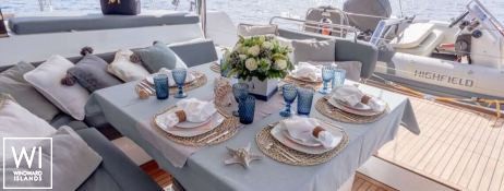 Lucky Clover  Lagoon Catamaran Lagoon 52 Exterior 21