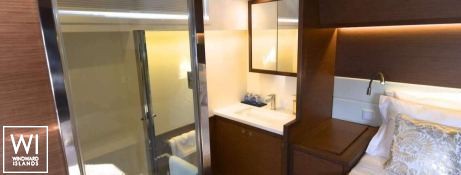 FLO  Lagoon Catamaran Lagoon 52 Interior 15