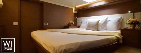 FLO  Lagoon Catamaran Lagoon 52 Interior 12