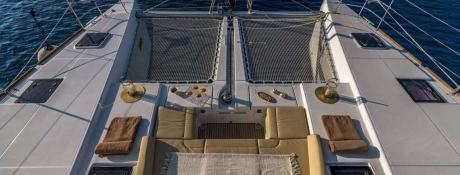 FLO  Lagoon Catamaran Lagoon 52 Exterior 5