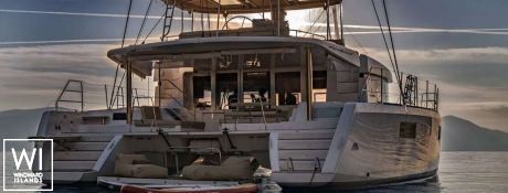 FLO  Lagoon Catamaran Lagoon 52 Exterior 9