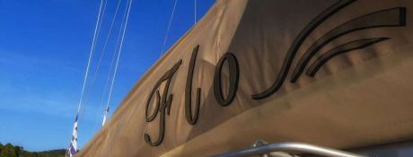 FLO  Lagoon Catamaran Lagoon 52 Exterior 11