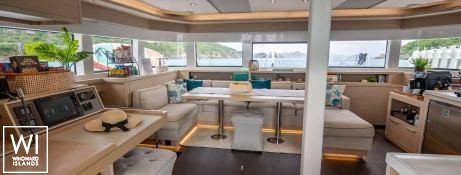 ISLAND HOPPIN'  Lagoon Catamaran Lagoon 52 Interior 17