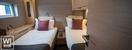 ISLAND HOPPIN'  Lagoon Catamaran Lagoon 52 Interior 19