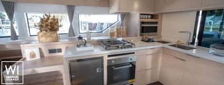 ISLAND HOPPIN'  Lagoon Catamaran Lagoon 52 Interior 21