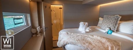 ISLAND HOPPIN'  Lagoon Catamaran Lagoon 52 Interior 22