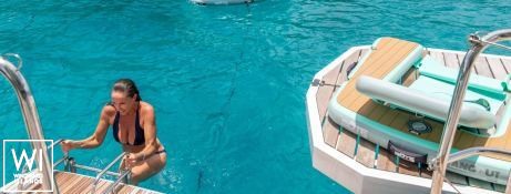 ISLAND HOPPIN'  Lagoon Catamaran Lagoon 52 Exterior 15