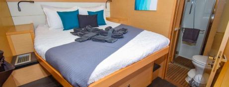 SHANGRI LA   Lagoon Catamaran Lagoon 52 Interior 16