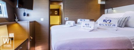 Elvira 52  Lagoon Catamaran Lagoon 52 Interior 16