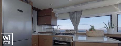 ONEIDA  Lagoon Catamaran Lagoon 52 Interior 11
