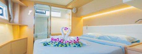 BLUE MOON  Lagoon Catamaran Lagoon 52 Interior 14