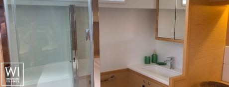 GOA 10  Lagoon Catamaran Lagoon 52 Interior 19