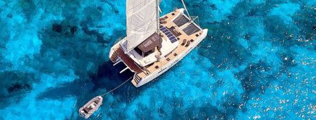 FLOW  Lagoon Catamaran Lagoon 52 Exterior 3
