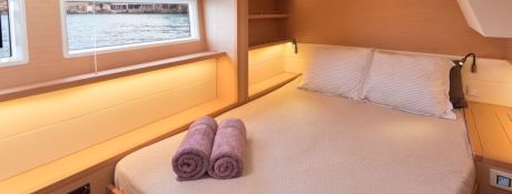 FLOW  Lagoon Catamaran Lagoon 52 Interior 23