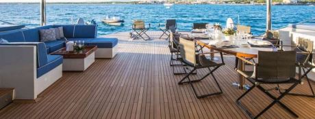 Cartouche   Blue Coast 95 Exterior 1