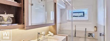 Frenchwest  Lagoon Catamaran Power 78 Interior 16