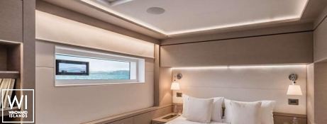 Frenchwest  Lagoon Catamaran Power 78 Interior 17