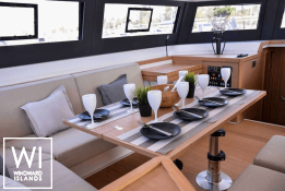 JOVY  Dufour Yachts Dufour 48 Interior 7