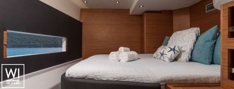 Aquanimity  Dufour Yachts Dufour 48 Interior 13