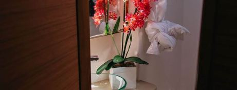 Aquanimity  Dufour Yachts Dufour 48 Interior 20